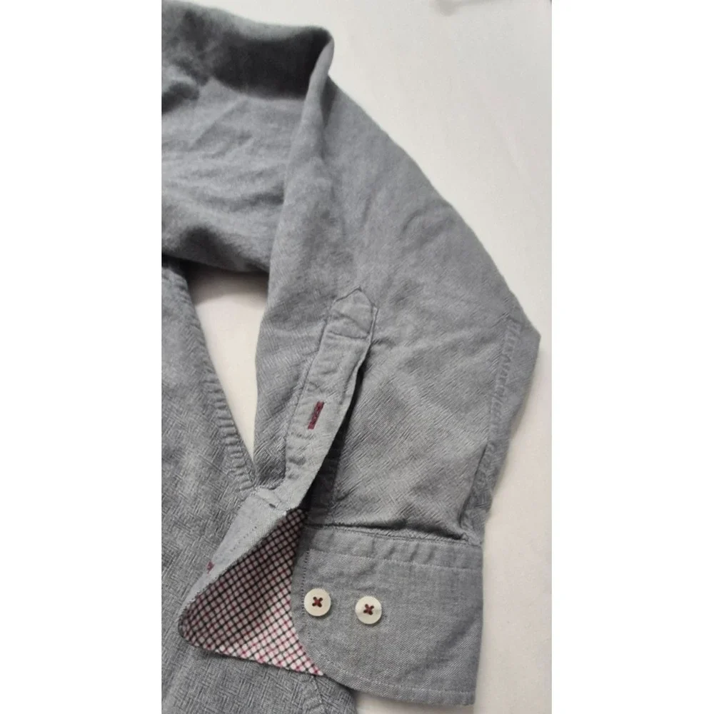 Fredrick Martin‎ Mississippi State men's Grey Button up long sleeve shirt sz. M